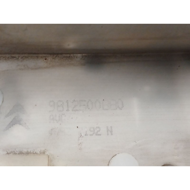 Recambio de cerradura puerta delantera izquierda para peugeot 208 i (ca_, cc_) 1.6 hdi / bluehdi 75 referencia OEM IAM 981250088
