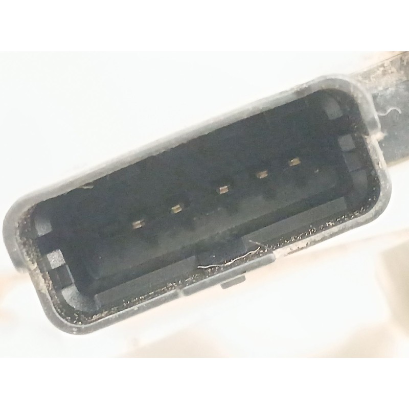 Recambio de cerradura puerta trasera derecha para peugeot 208 i (ca_, cc_) 1.6 hdi / bluehdi 75 referencia OEM IAM 9812501180  