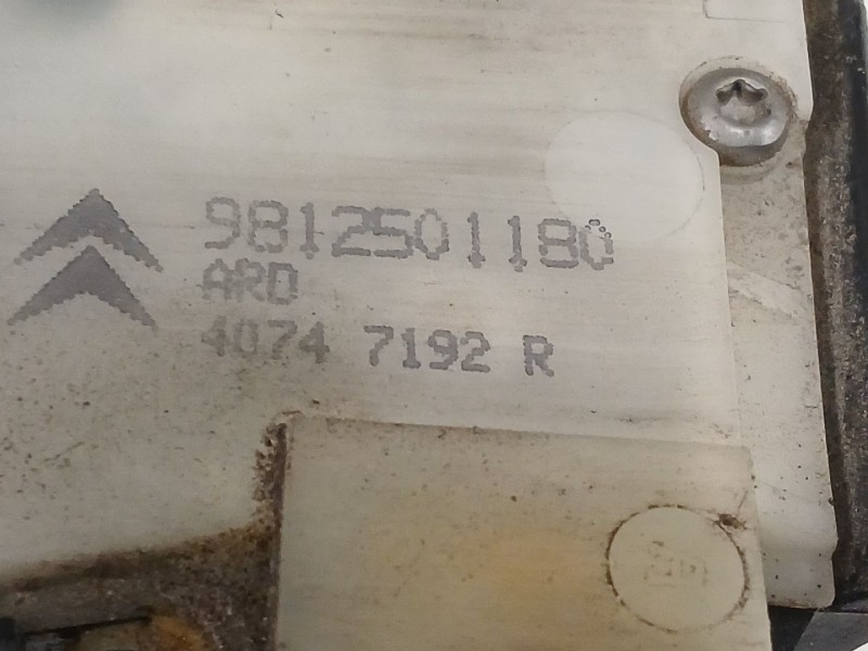 Recambio de cerradura puerta trasera derecha para peugeot 208 i (ca_, cc_) 1.6 hdi / bluehdi 75 referencia OEM IAM 9812501180  