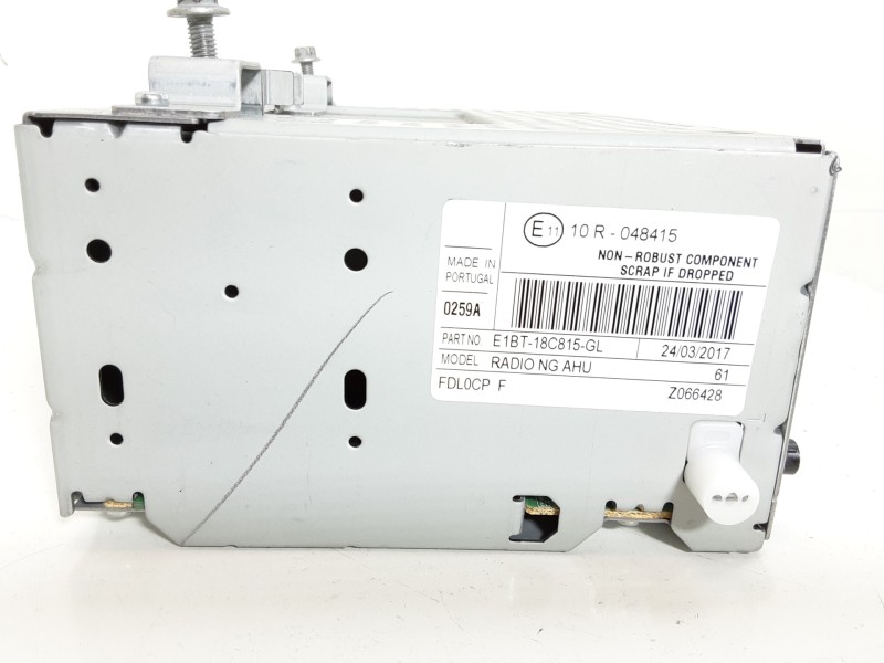 Recambio de sistema audio / radio cd para ford fiesta (ccn) black&white edition referencia OEM IAM E1BT18C815GL  