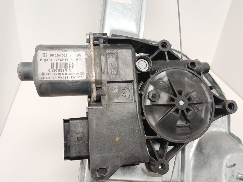 Recambio de elevalunas delantero izquierdo para peugeot 208 i (ca_, cc_) 1.6 hdi / bluehdi 75 referencia OEM IAM 9816401780  