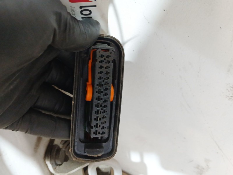 Recambio de puerta delantera izquierda para volkswagen golf vi (5k1) 2.0 tdi referencia OEM IAM   