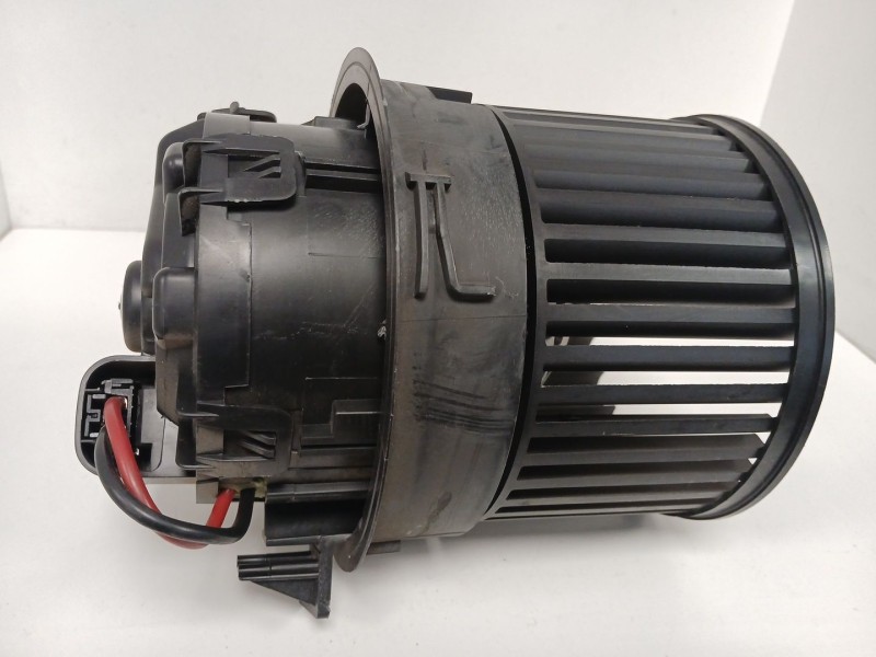 Recambio de motor calefaccion para peugeot 208 i (ca_, cc_) 1.6 hdi / bluehdi 75 referencia OEM IAM   