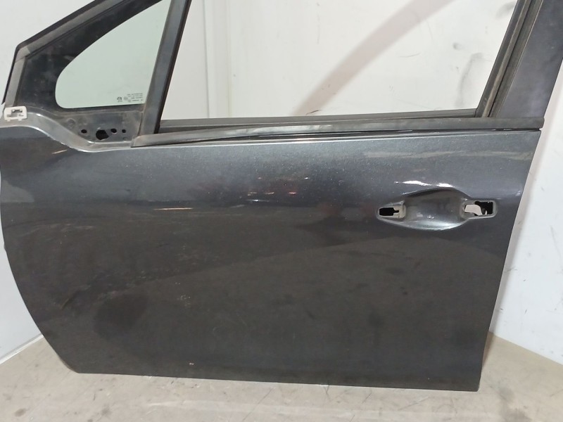 Recambio de puerta delantera izquierda para peugeot 208 i (ca_, cc_) 1.6 hdi / bluehdi 75 referencia OEM IAM   