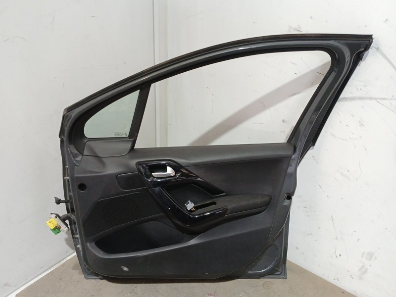 Recambio de puerta delantera derecha para peugeot 208 i (ca_, cc_) 1.6 hdi / bluehdi 75 referencia OEM IAM   