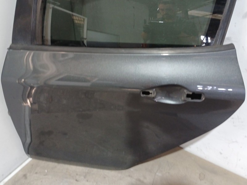 Recambio de puerta trasera izquierda para peugeot 208 i (ca_, cc_) 1.6 hdi / bluehdi 75 referencia OEM IAM   