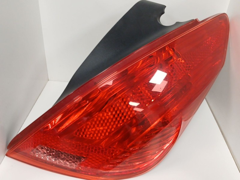 Recambio de piloto trasero derecho para peugeot 308 i (4a_, 4c_) 1.6 16v referencia OEM IAM   