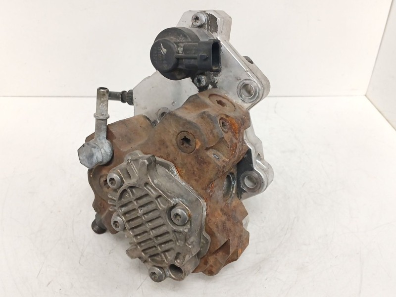 Recambio de bomba inyeccion para renault trafic ii furgoneta (fl) 2.0 dci 90 (fl0h) referencia OEM IAM 8200564112 0445110099 