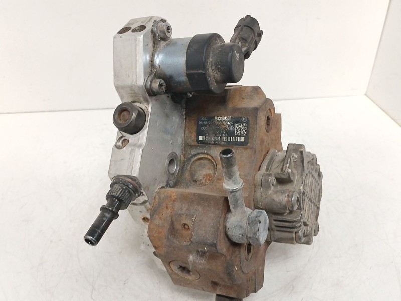 Recambio de bomba inyeccion para renault trafic ii furgoneta (fl) 2.0 dci 90 (fl0h) referencia OEM IAM 8200564112 0445110099 