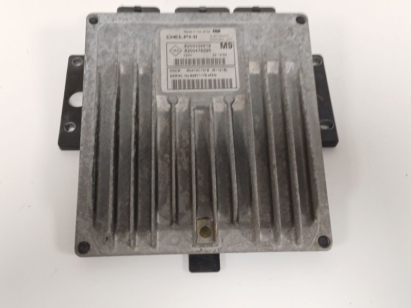 Recambio de centralita motor uce para nissan micra (k12e) acenta referencia OEM IAM 8200334419 R0410C131B DDCR