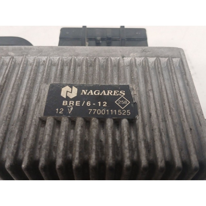 Recambio de caja precalentamiento para renault megane i berlina hatchback (ba0) 1.9 dti diesel cat referencia OEM IAM 770011525 