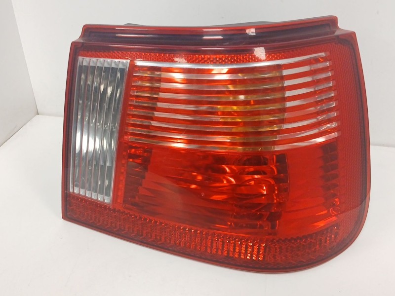 Recambio de piloto trasero derecho para seat ibiza (6k1) 1.9 sdi referencia OEM IAM  17934 
