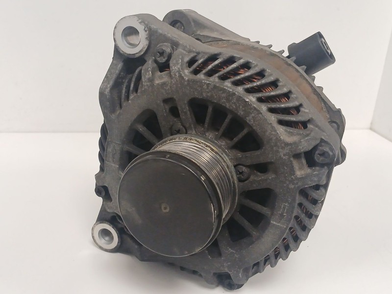 Recambio de alternador para peugeot 407 sw (6e_, 6d_) 2.0 hdi 135 referencia OEM IAM   