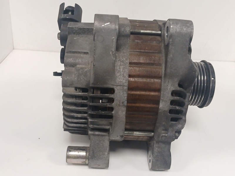 Recambio de alternador para peugeot 407 sw (6e_, 6d_) 2.0 hdi 135 referencia OEM IAM   