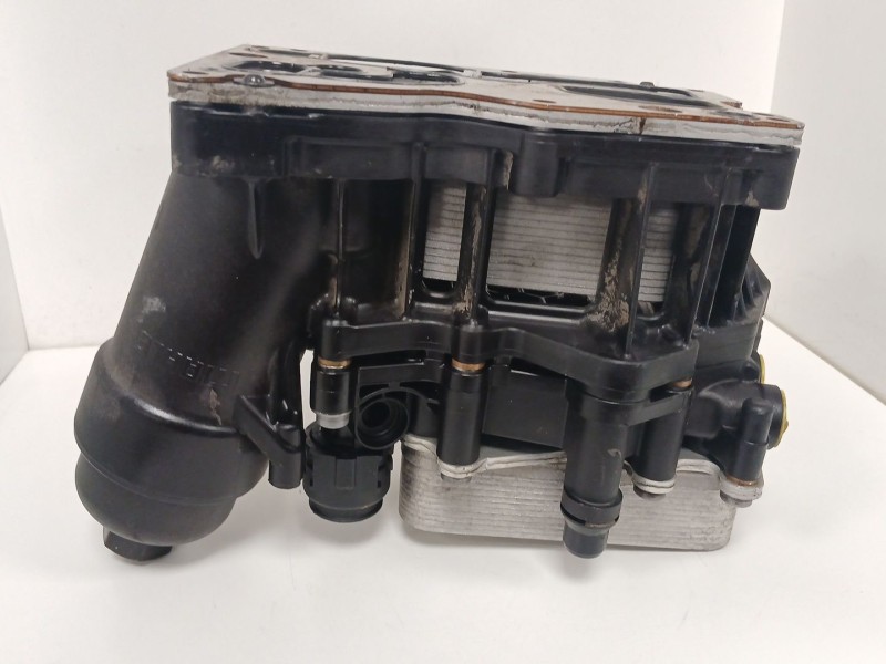 Recambio de enfriador aceite motor para bmw x3 (f25) xdrive 20 d referencia OEM IAM 70379327  