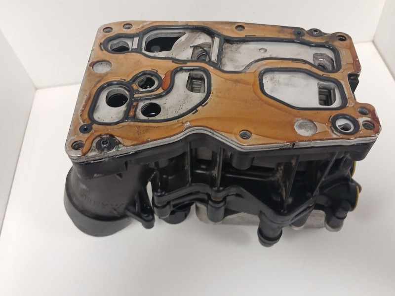 Recambio de enfriador aceite motor para bmw x3 (f25) xdrive 20 d referencia OEM IAM 70379327  