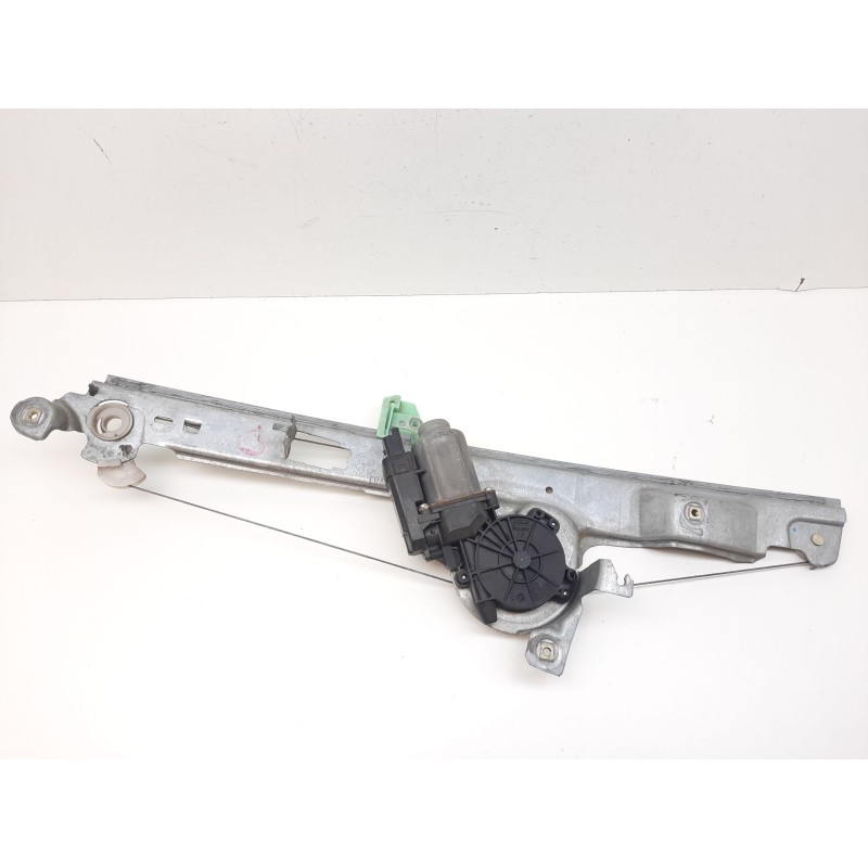 Recambio de elevalunas delantero izquierdo para renault scenic ii authentique referencia OEM IAM 8200646841  