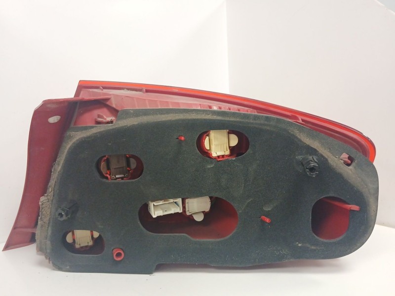 Recambio de piloto trasero izquierdo para peugeot 407 (6d_) 1.6 hdi 110 (6d9hzc, 6d9hyc) referencia OEM IAM   