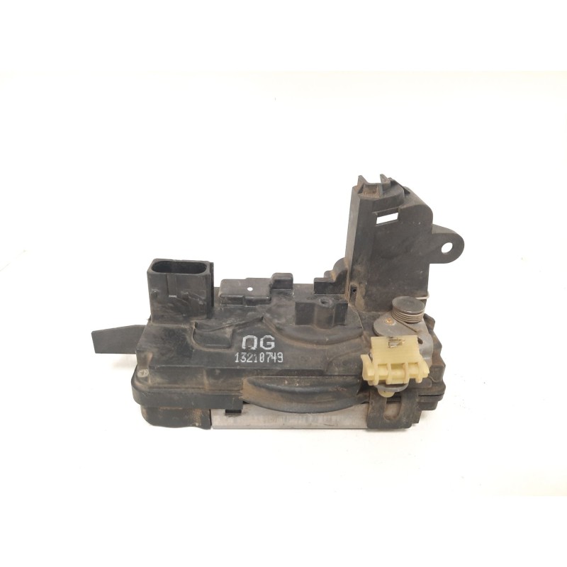 Recambio de cerradura puerta delantera derecha para opel zafira / zafira family b (a05) 1.9 cdti (m75) referencia OEM IAM 132107