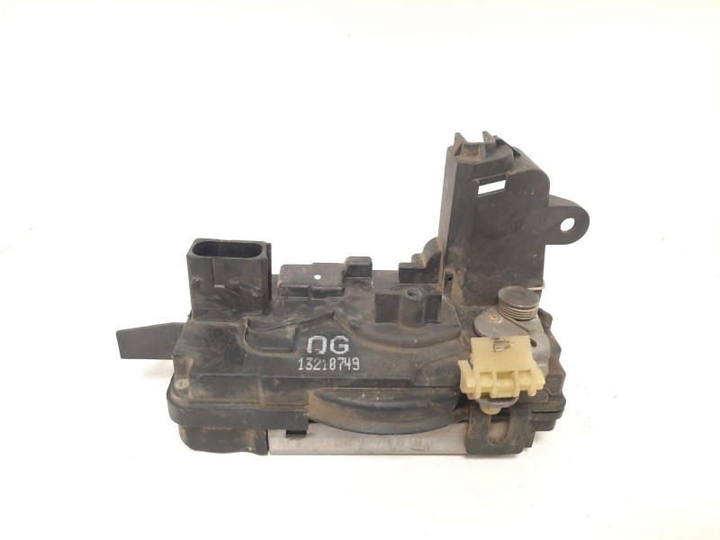 Recambio de cerradura puerta delantera derecha para opel zafira / zafira family b (a05) 1.9 cdti (m75) referencia OEM IAM 132107