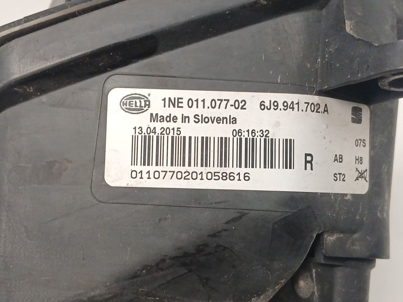 Recambio de faro antiniebla derecho para seat ibiza iv sc (6j1, 6p5) 1.2 tsi referencia OEM IAM 6J9941702A 1NE01107702 