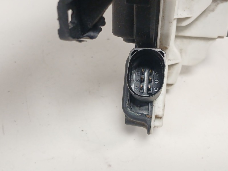 Recambio de cerradura puerta delantera derecha para seat ibiza iv sc (6j1, 6p5) 1.2 tsi referencia OEM IAM   