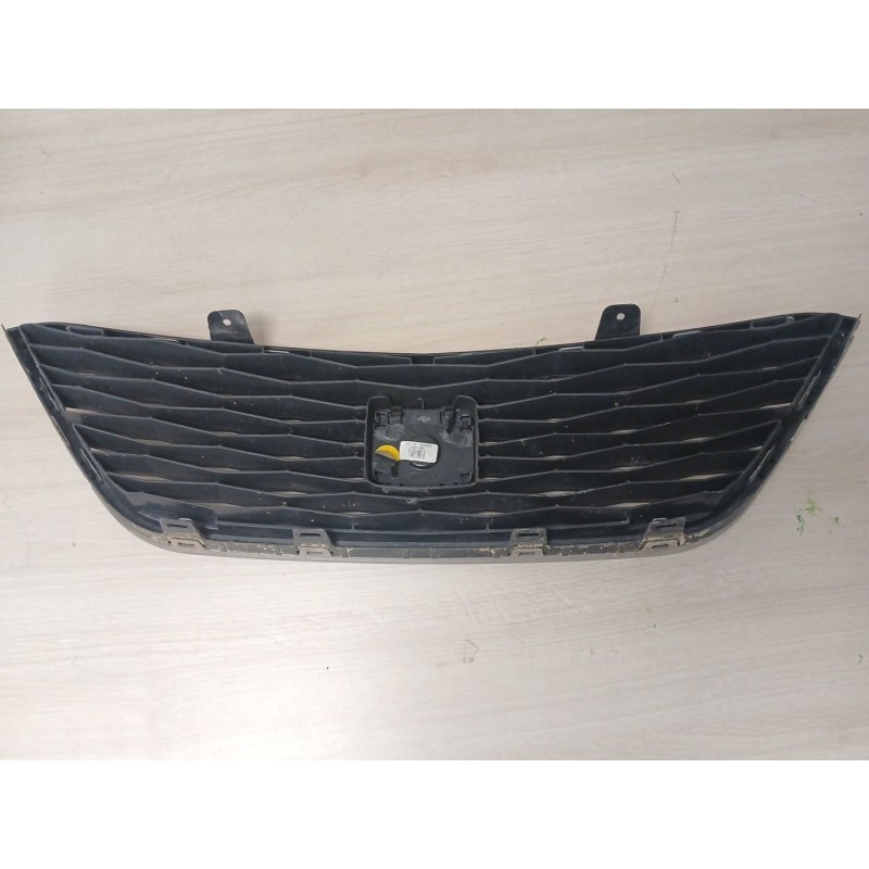 Recambio de rejilla paragolpes central para seat ibiza iv sc (6j1, 6p5) 1.2 tsi referencia OEM IAM 6J0853654G  