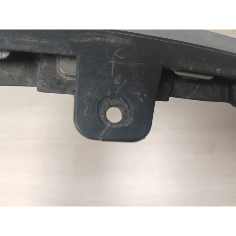 Recambio de rejilla paragolpes central para seat ibiza iv sc (6j1, 6p5) 1.2 tsi referencia OEM IAM 6J0853654G  