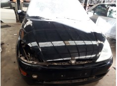 ford focus berlina (cak) del año 2000