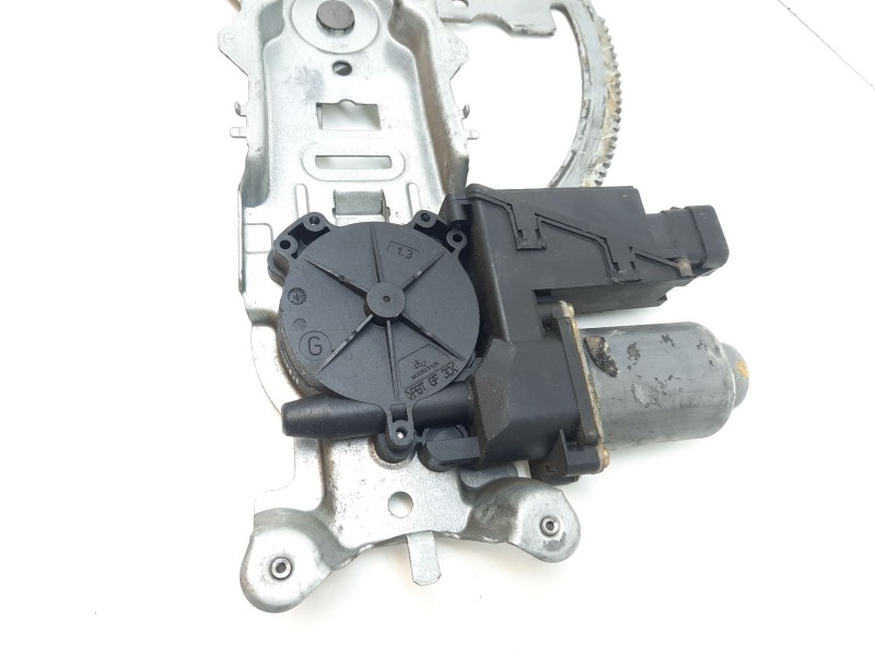 Recambio de elevalunas delantero derecho para opel corsa c 1.7 16v dti cat (y 17 dt / lr6) referencia OEM IAM  30976 