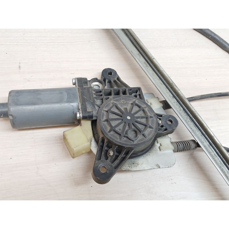 Recambio de elevalunas delantero izquierdo para mercedes-benz vito / mixto furgoneta (w639) 111 cdi (639.601, 639.603, 639.605) 
