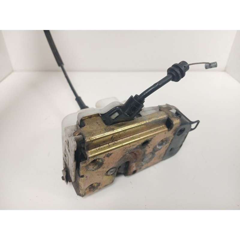 Recambio de cerradura puerta trasera izquierda para citroën c3 i (fc_, fn_) 1.4 hdi referencia OEM IAM   