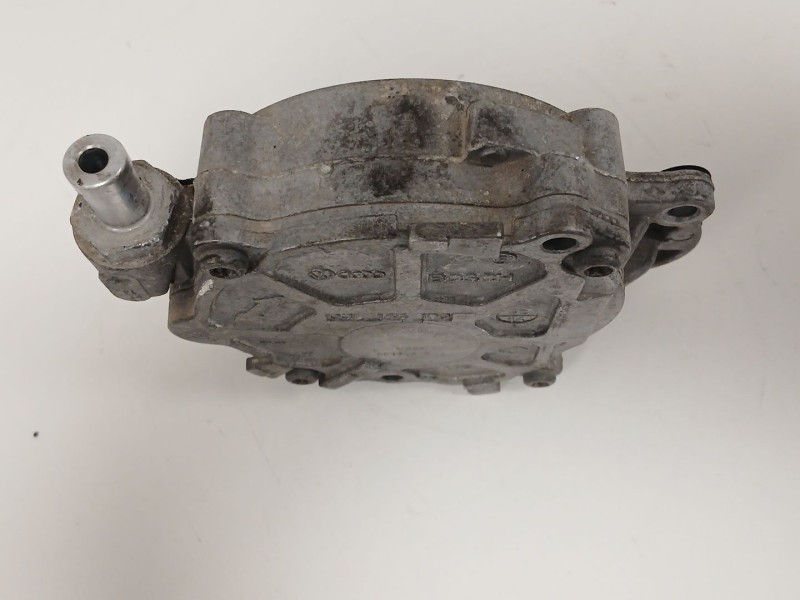 Recambio de depresor freno / bomba vacio para seat ibiza iv st (6j8, 6p8) 1.6 tdi referencia OEM IAM 03L145100  