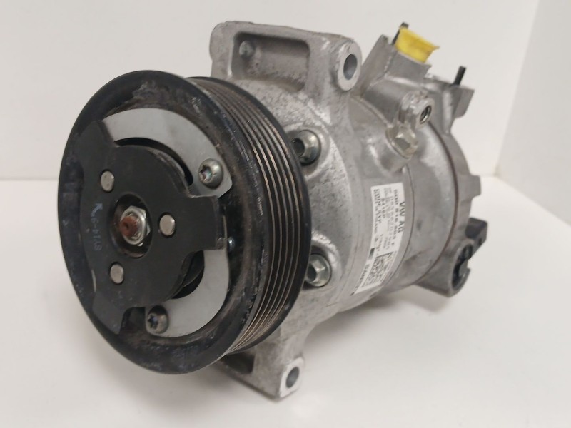 Recambio de compresor aire acondicionado para volkswagen golf vii variant (ba5, bv5) 1.6 tdi referencia OEM IAM 5Q0816803F 08566