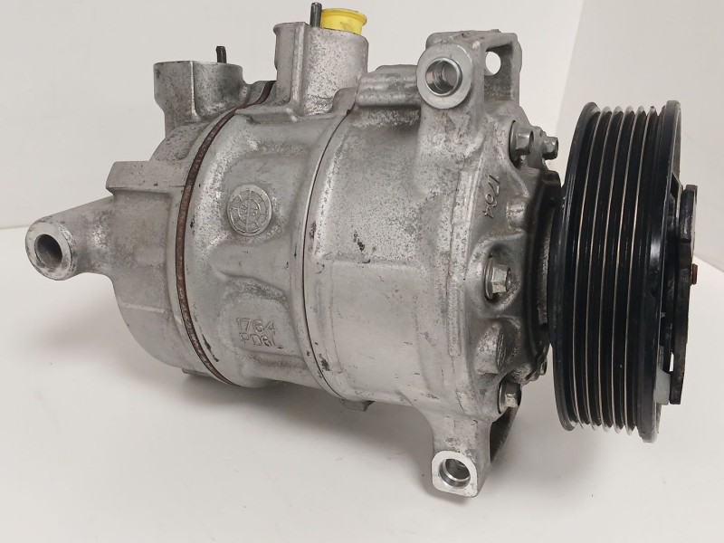 Recambio de compresor aire acondicionado para volkswagen golf vii variant (ba5, bv5) 1.6 tdi referencia OEM IAM 5Q0816803F 08566