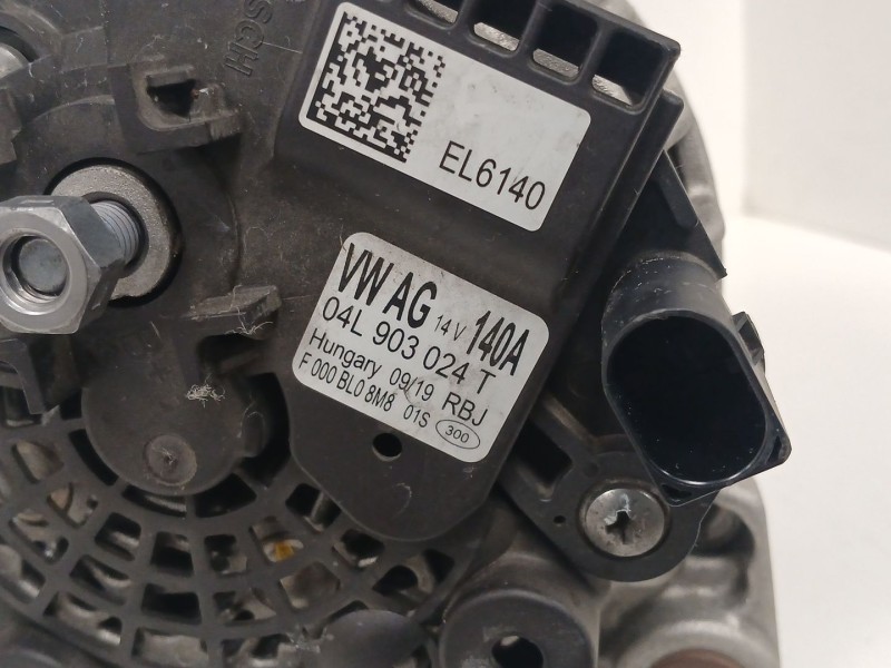 Recambio de alternador para volkswagen golf vii variant (ba5, bv5) 1.6 tdi referencia OEM IAM 04L903024T  