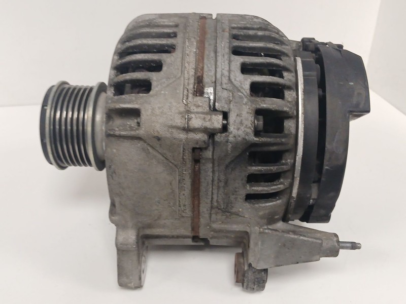 Recambio de alternador para volkswagen golf v (1k1) 2.0 tdi 16v referencia OEM IAM   