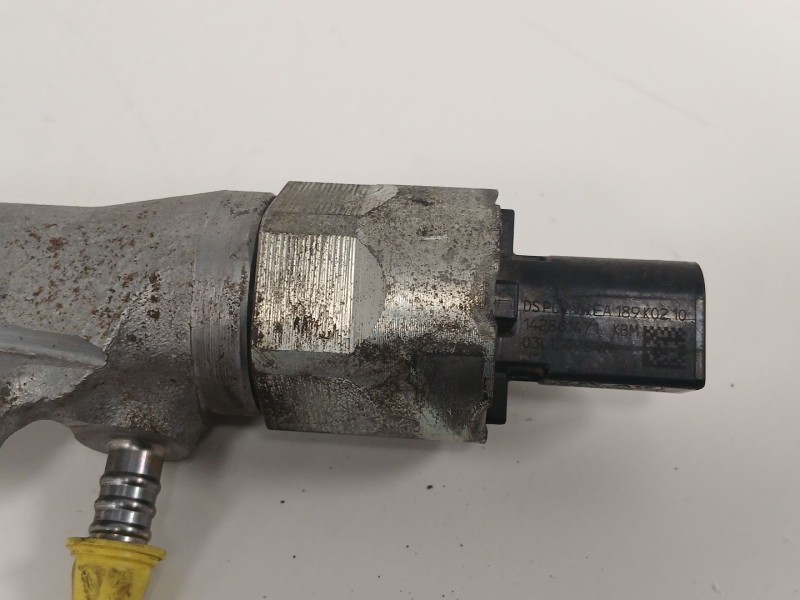 Recambio de rampa inyectora para seat ibiza iv st (6j8, 6p8) 1.6 tdi referencia OEM IAM 03L130089B 03L906054A 