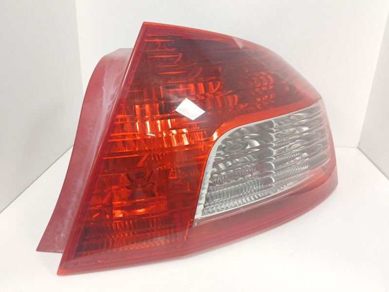Recambio de piloto trasero derecho para peugeot 407 (6d_) 1.6 hdi 110 (6d9hzc, 6d9hyc) referencia OEM IAM   