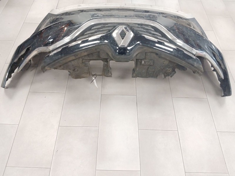 Recambio de paragolpes delantero para renault captur ii (hf_) tce 155 (hfmn) referencia OEM IAM   