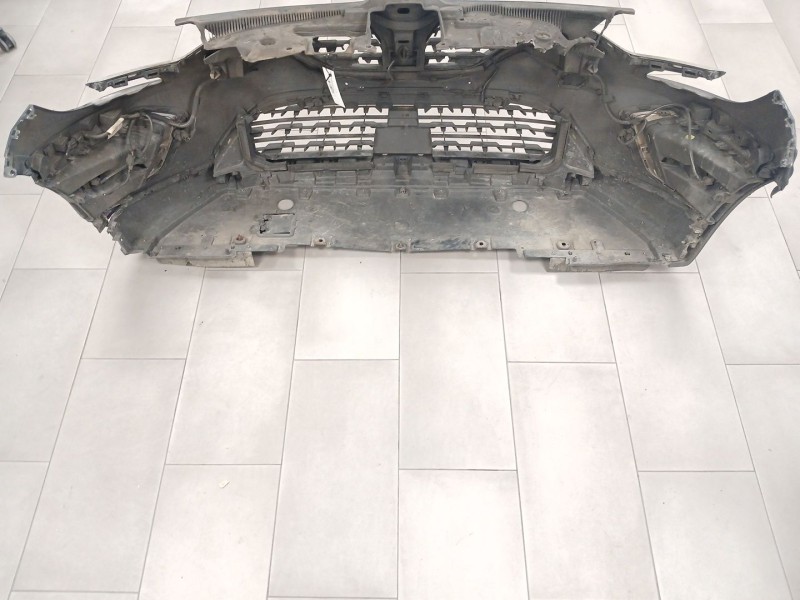 Recambio de paragolpes delantero para renault captur ii (hf_) tce 155 (hfmn) referencia OEM IAM   