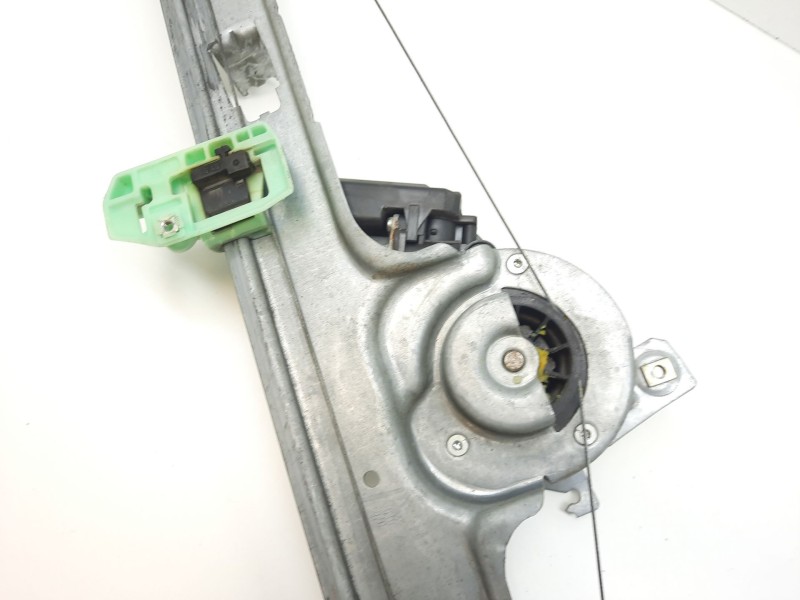 Recambio de elevalunas delantero izquierdo para renault scenic ii authentique referencia OEM IAM 8200646841  