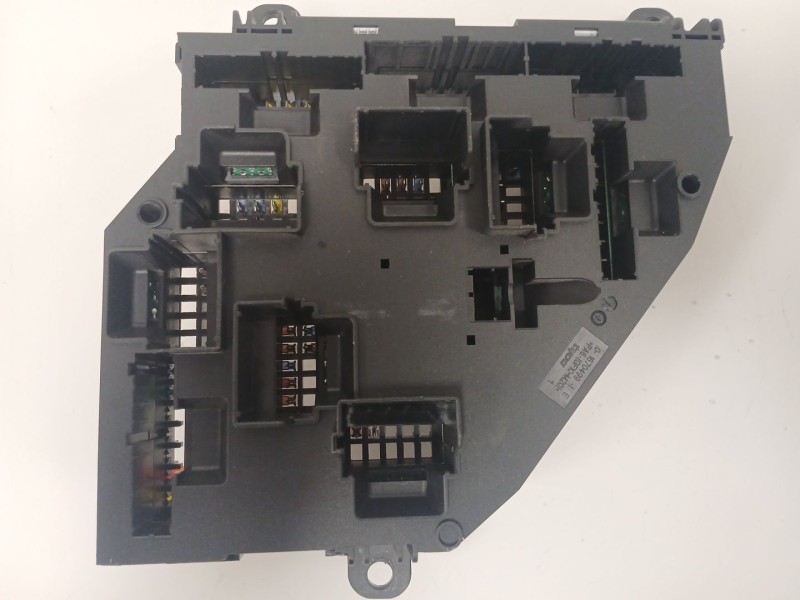 Recambio de caja reles / fusibles para bmw x3 (f25) xdrive 20 d referencia OEM IAM 921086003  