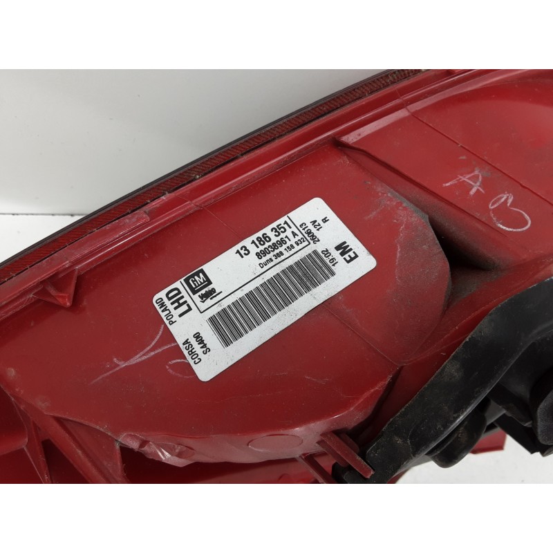 Recambio de piloto trasero derecho para opel corsa d corsavan referencia OEM IAM 13186351 89038961A 