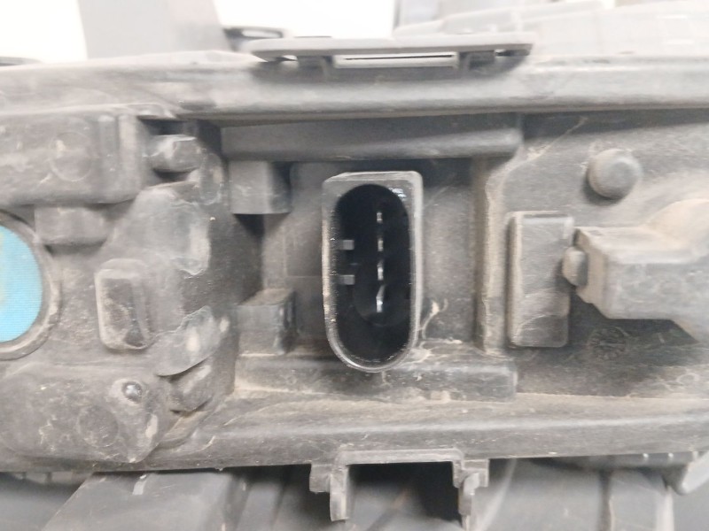Recambio de piloto trasero derecho para bmw x3 (f25) xdrive 20 d referencia OEM IAM   