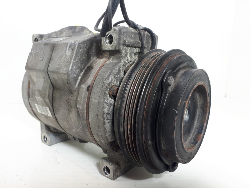 Recambio de compresor aire acondicionado para iveco 35s15 referencia OEM IAM 4472801800  