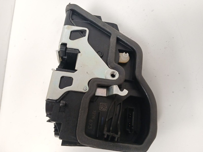 Recambio de cerradura puerta trasera izquierda para bmw x3 (f25) xdrive 20 d referencia OEM IAM 7276673  