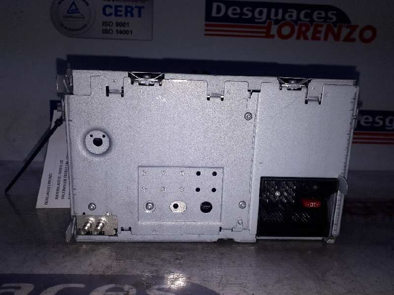 Recambio de sistema audio / radio cd para volkswagen passat lim. (362) advance bluemotion referencia OEM IAM 1K0035186AN 7640211