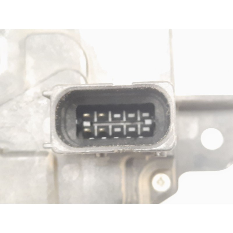 Recambio de cerradura puerta delantera derecha para opel zafira / zafira family b (a05) 1.9 cdti (m75) referencia OEM IAM 132107