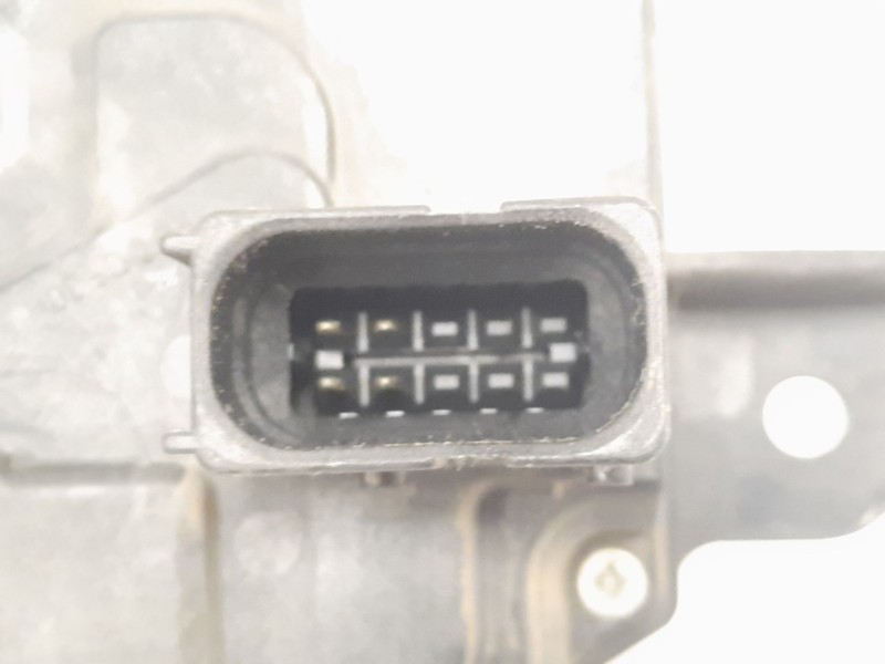 Recambio de cerradura puerta delantera derecha para opel zafira / zafira family b (a05) 1.9 cdti (m75) referencia OEM IAM 132107